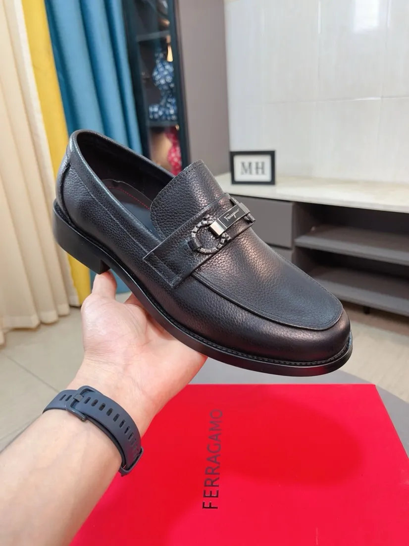 Men's shoes 💰560🌸🌸Water dyed cowhide 🆘[Salvatore Ferragamo] Ferragamo's latest casual business leather shoes for men! Available at counters simultaneously! The fabric is made of specially imported original suede calfskin, and the interior is made of imported water-dyed cowhide. It is absolutely luxurious and leads the fashion trend. Matching code: 38-44 45 customized